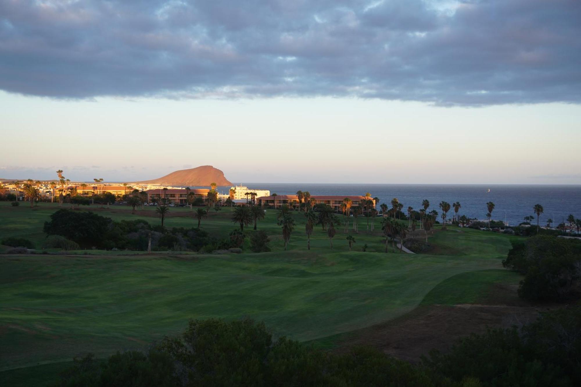 Golf Del Sur Apartment - Magnificent Panorama Of The Ocean, El Teide, And Montana Roja Сан Мигель Экстерьер фото